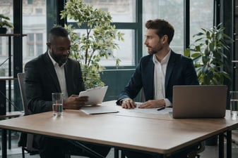 Revenue Operations vs Sales Operations: Diferenças e Quando Usar